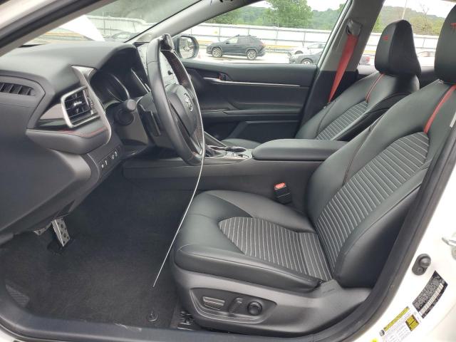  TOYOTA CAMRY 2022 Белый