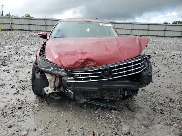  VOLKSWAGEN PASSAT 2017 Czerwony