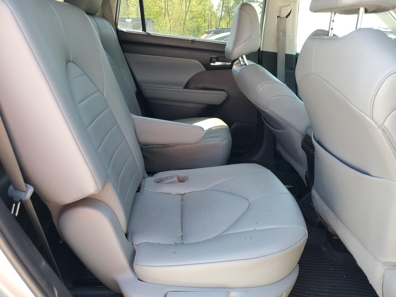 2021 Toyota Highlander Hybrid Xle VIN: 5TDHBRCH4MS522569 Lot: 56089055
