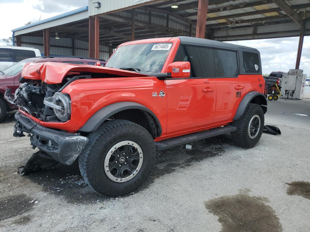 2022 Ford Bronco Base for Sale in Riverview, FL - Front End