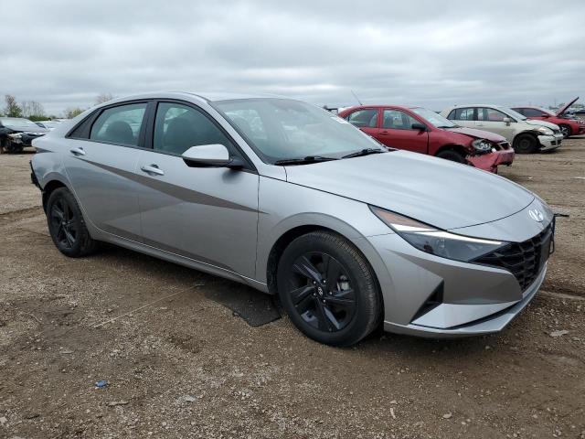  HYUNDAI ELANTRA 2022 Серебристый