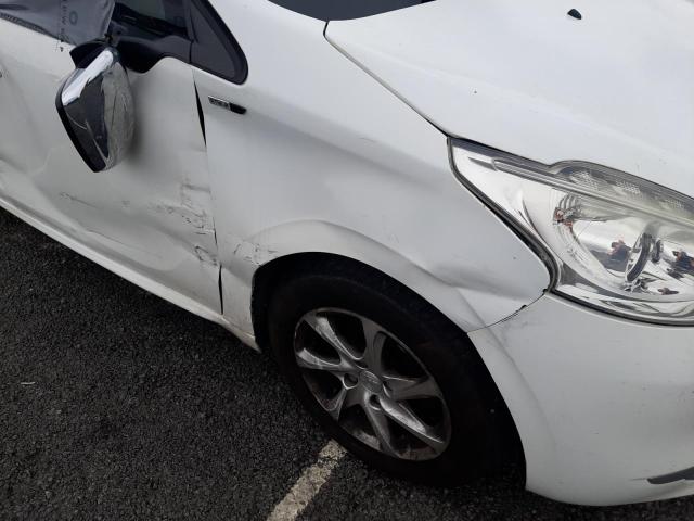 2014 PEUGEOT 208 STYLE