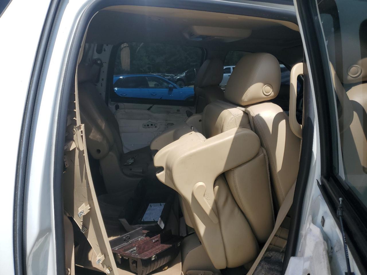 2007 GMC Yukon Xl Denali VIN: 1GKFK66887J182415 Lot: 56051125