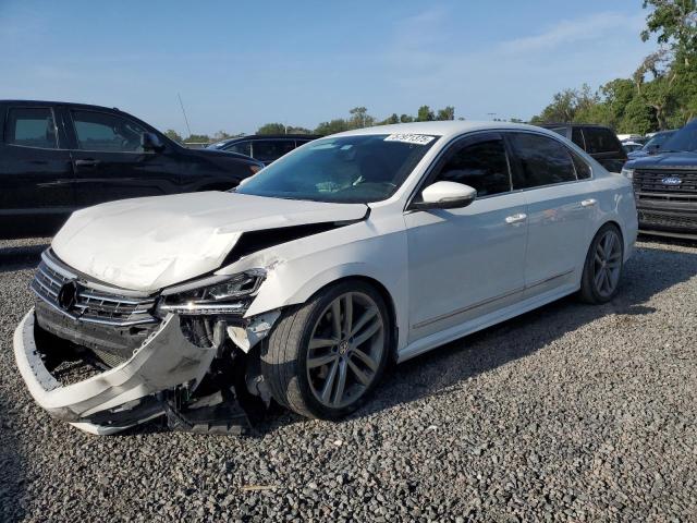  VOLKSWAGEN PASSAT 2017 Белый