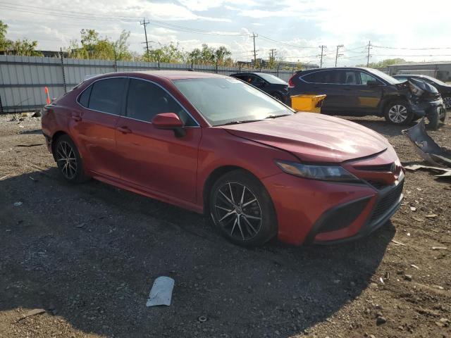  TOYOTA CAMRY 2021 Красный