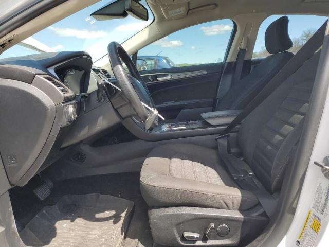  FORD FUSION 2018 Biały