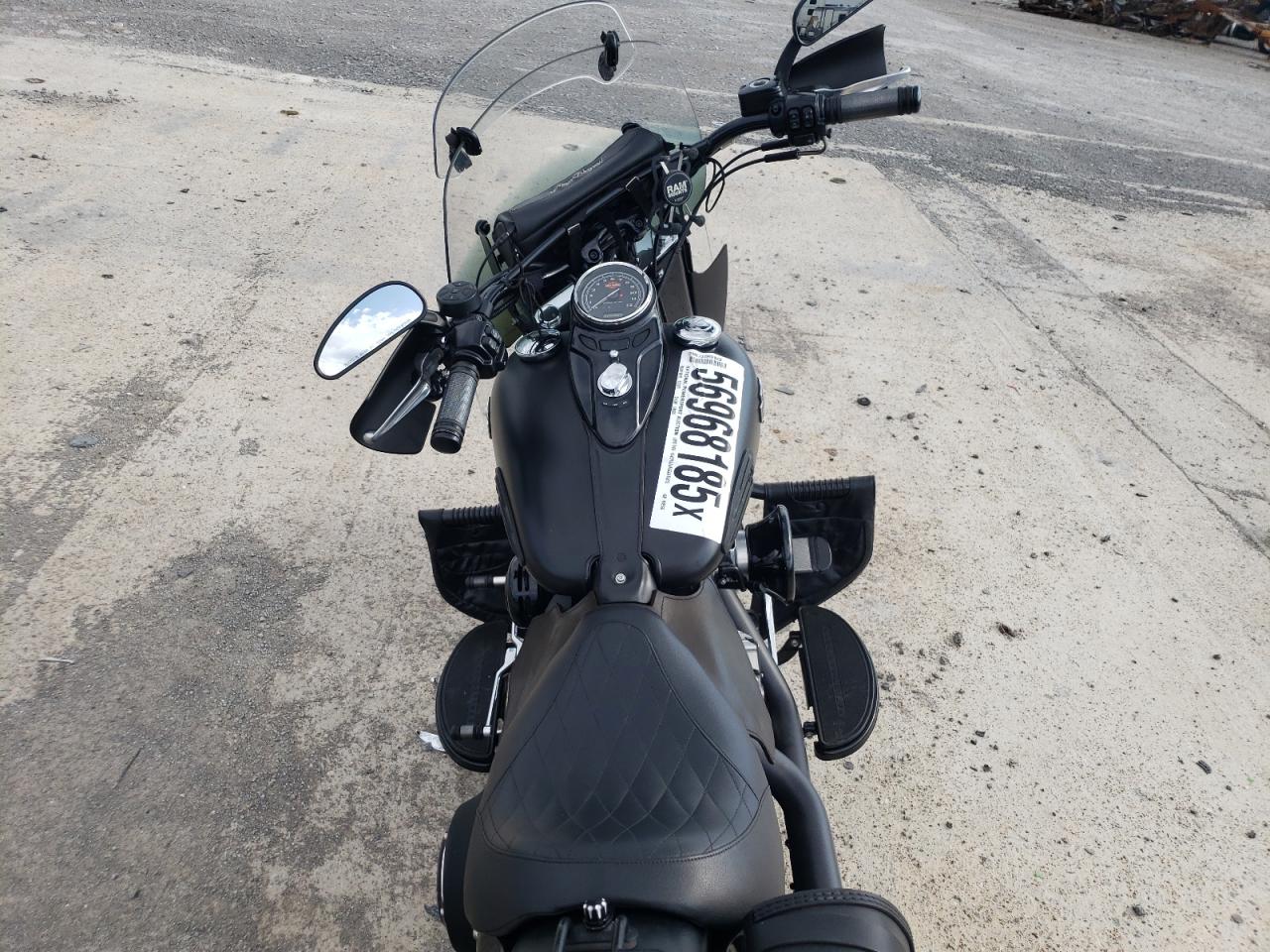2013 Harley-Davidson Fls Softail Slim VIN: 1HD1JRV10DB048520 Lot: 56968185
