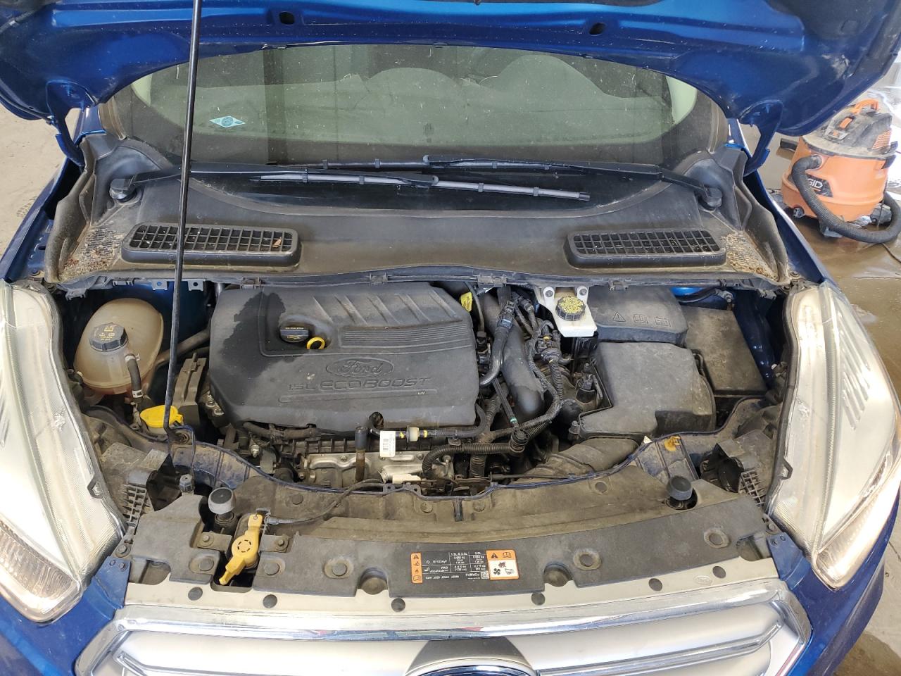 1FMCU0GD5HUB42421 FORD ESCAPE 2017