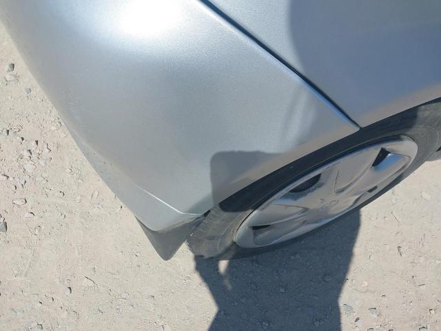 2002 TOYOTA YARIS GLS
