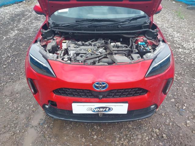 2024 TOYOTA YARIS CROS