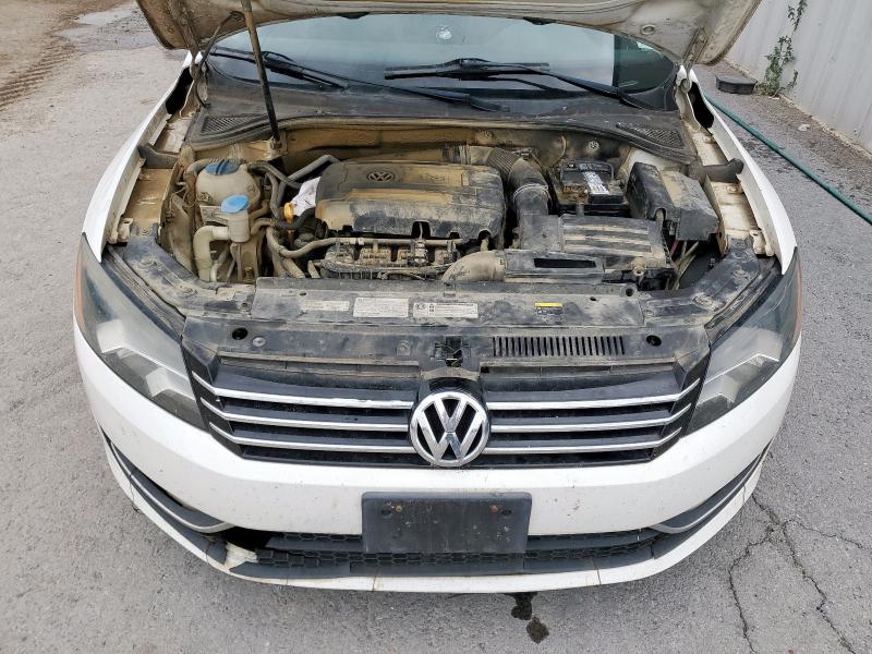 2015 VOLKSWAGEN PASSAT S  