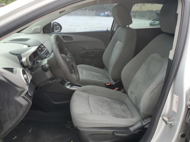 Sedans CHEVROLET SONIC 2016 Srebrny