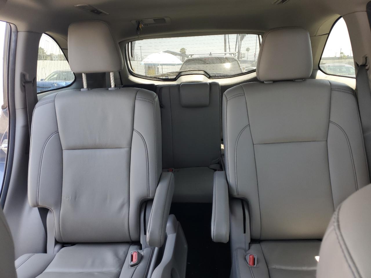 5TDKZRFH7KS355487 TOYOTA HIGHLANDER 2019