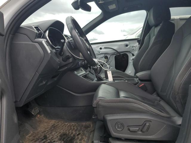  AUDI Q3 2019 Biały