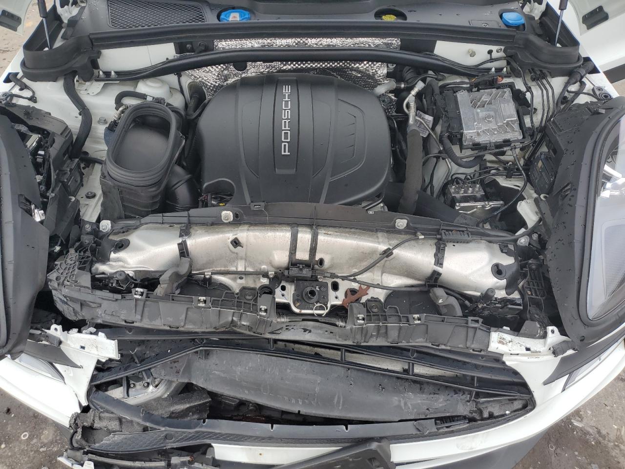 2020 Porsche Macan VIN: WP1AA2A59LLB10148 Lot: 56995375