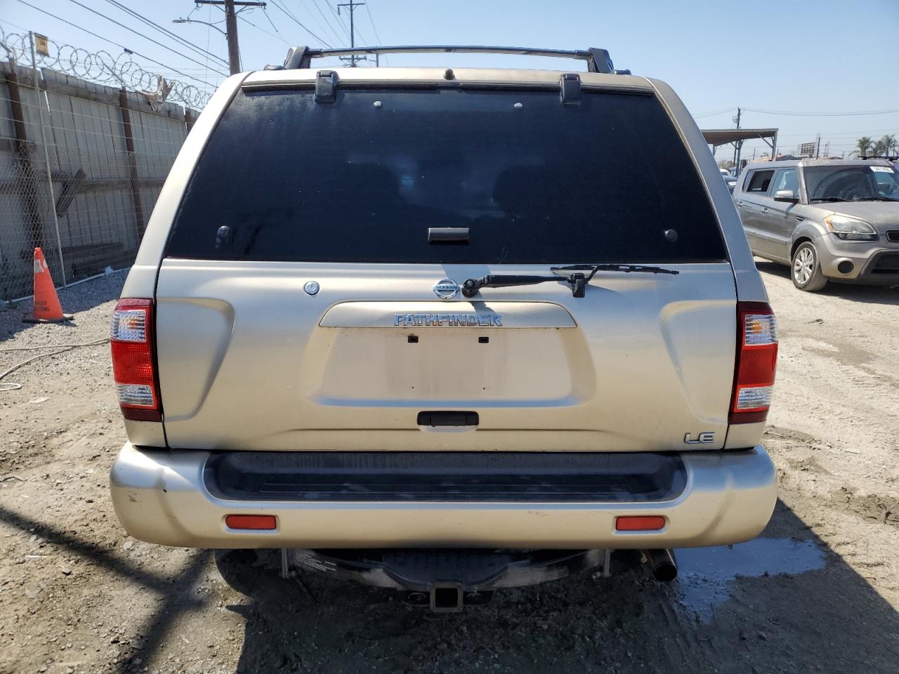 2003 Nissan Pathfinder Le VIN: JN8DR09XX3W711900 Lot: 56075895