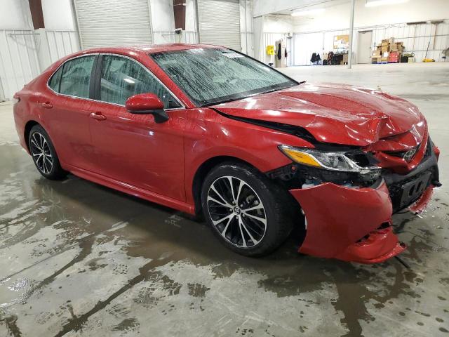  TOYOTA CAMRY 2019 Красный