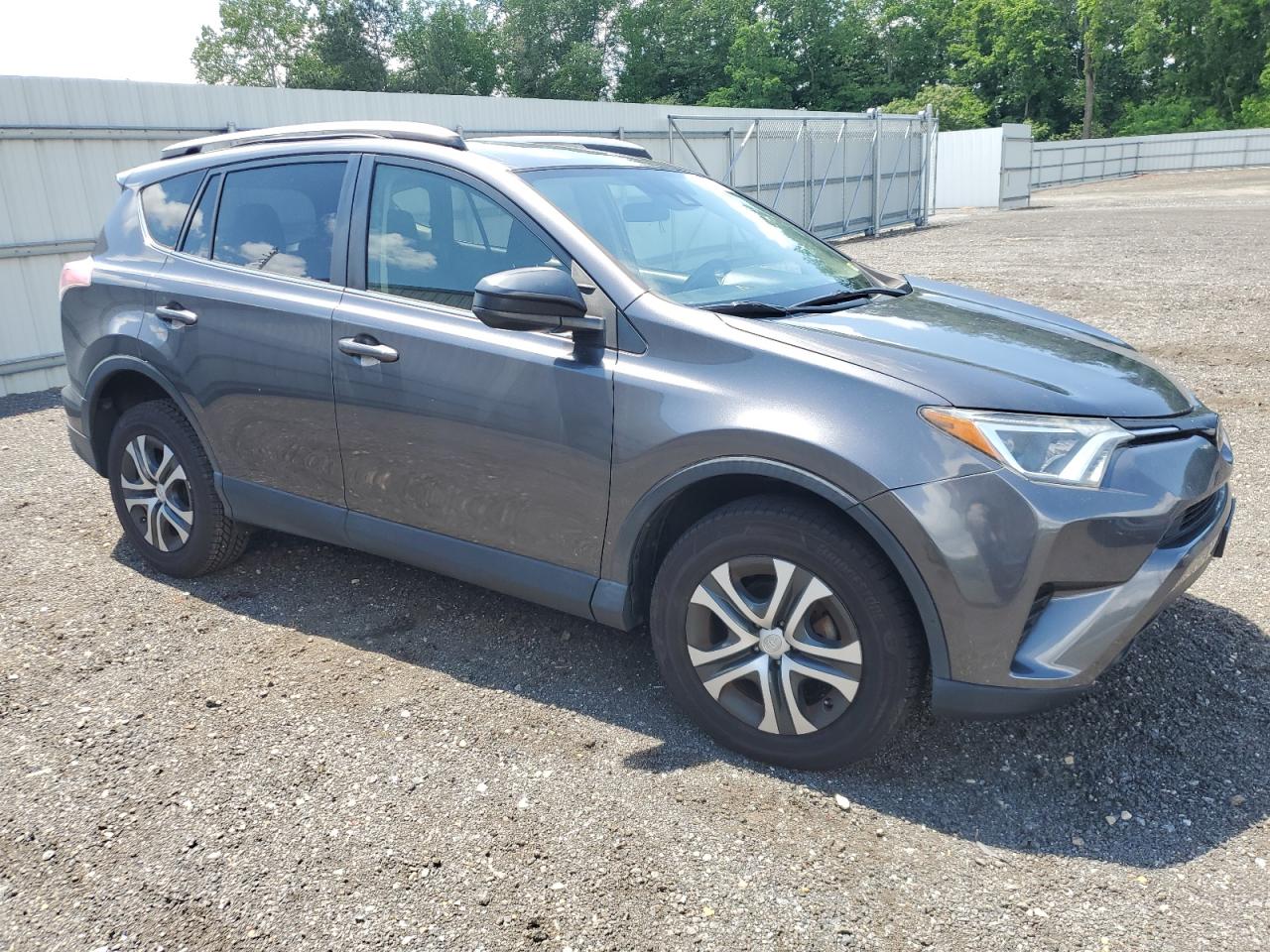 JTMBFREV8HJ133935 TOYOTA RAV4 2017
