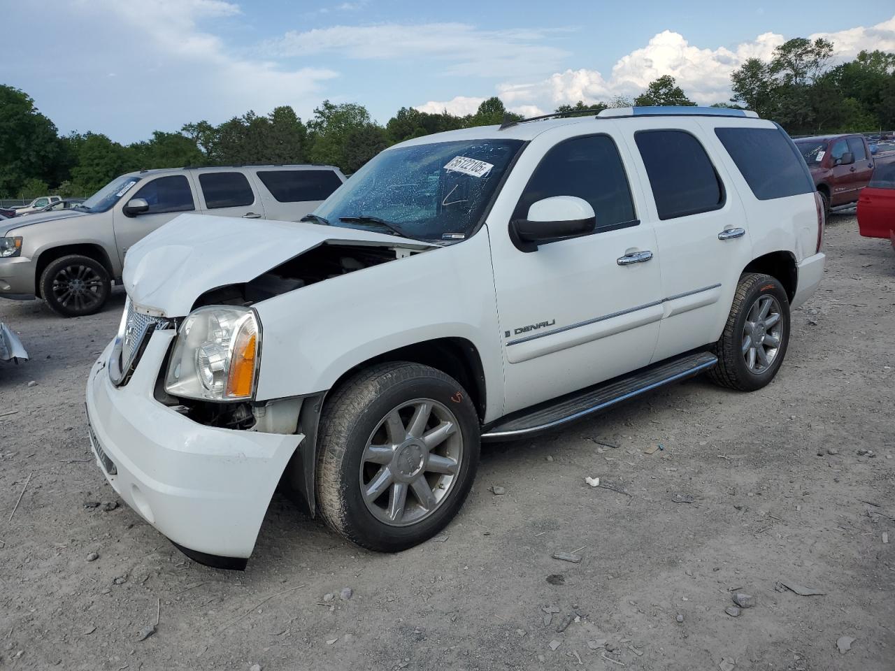 2007 Gmc Yukon Denali იყიდება Madisonville-ში, TN - Front End