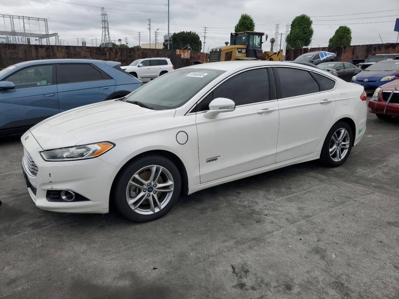 2015 Ford Fusion Titanium Phev იყიდება Wilmington-ში, CA - Minor Dent/Scratches