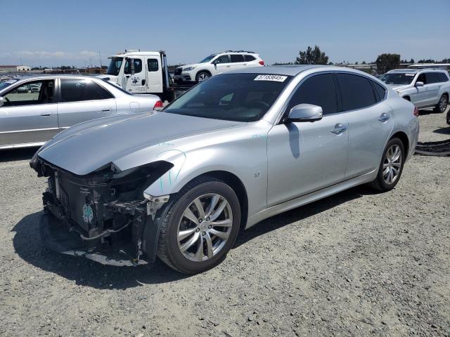 2017 Infiniti Q70 3.7