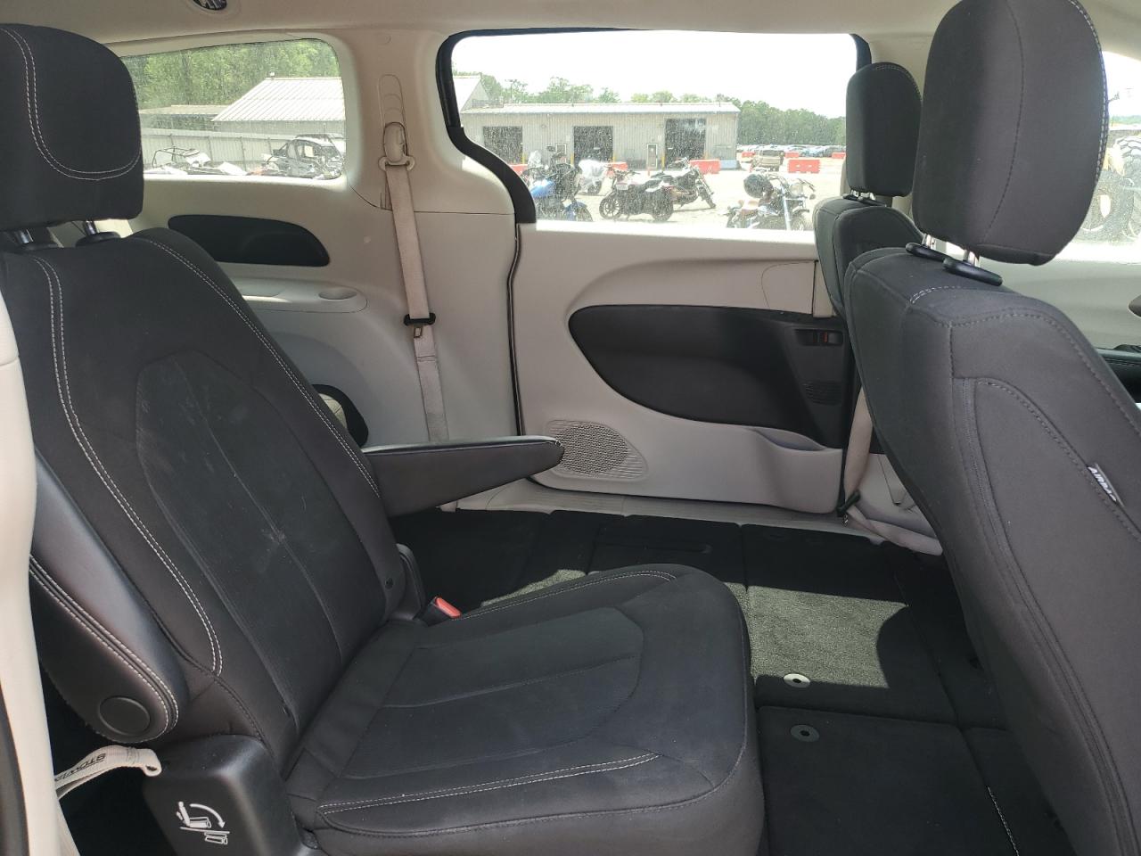 2022 Chrysler Voyager Lx VIN: 2C4RC1CG9NR226810 Lot: 55140725