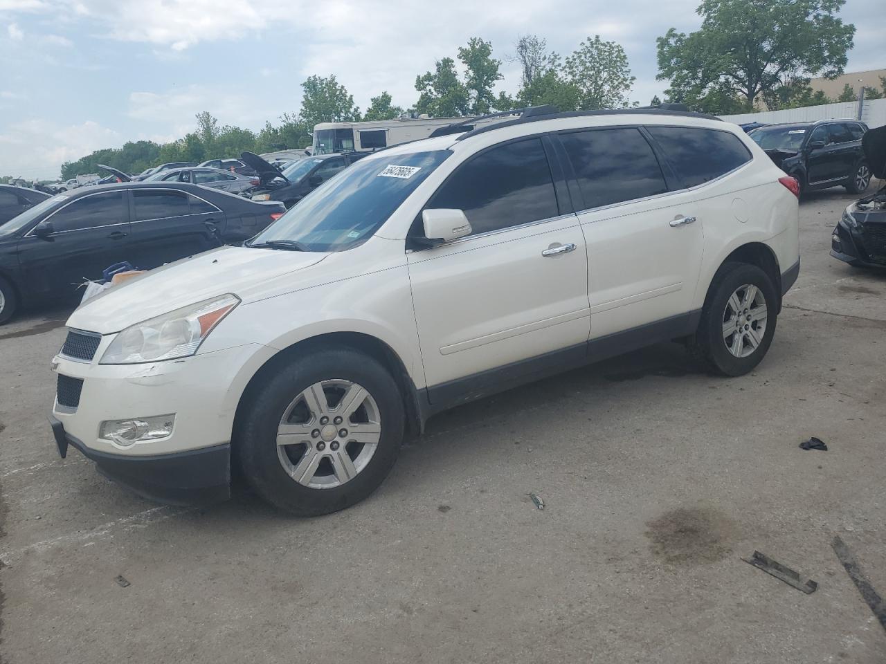 2012 Chevrolet Traverse Lt for Sale in Bridgeton, MO - Front End