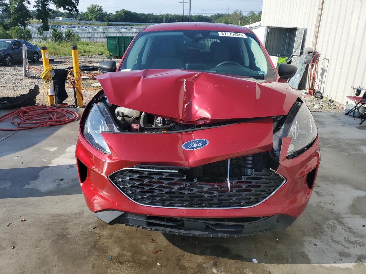 1FMCU9G60NUB37497 FORD ESCAPE 2022