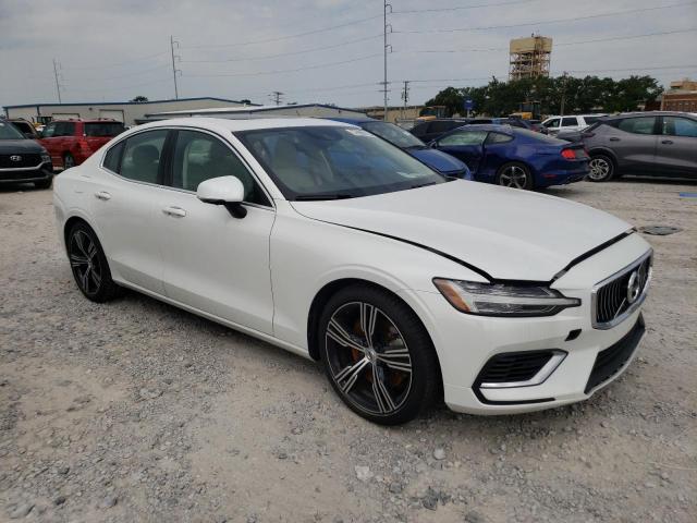  VOLVO S60 T8 REC 2022 Белы