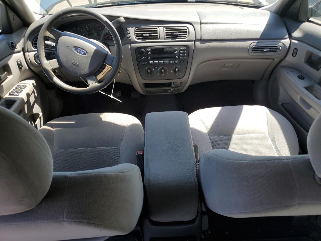 2005 Ford Taurus Se VIN: 1FAFP53295A147621 Lot: 58904295