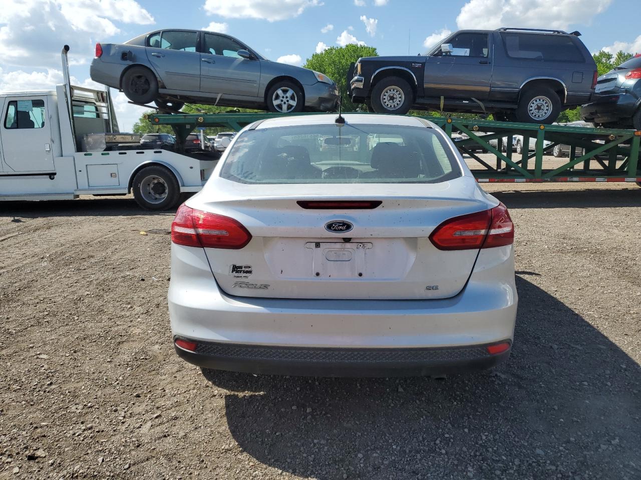 2017 Ford Focus Se VIN: 1FADP3F24HL308294 Lot: 56516265