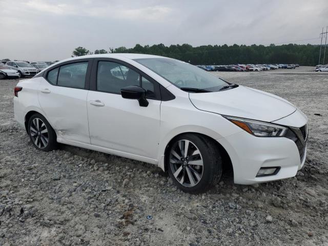 NISSAN VERSA 2021 Білий