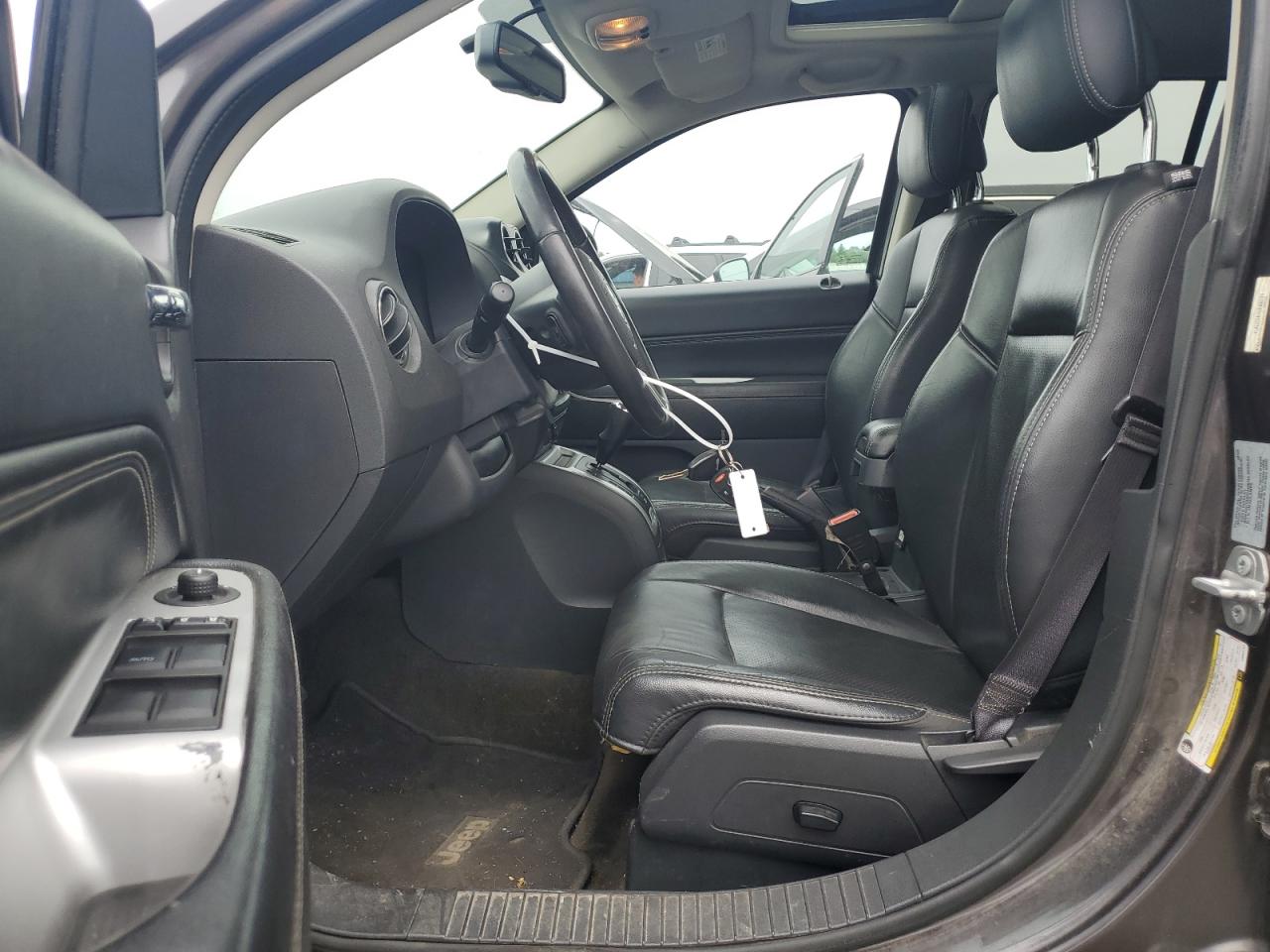 2016 Jeep Compass Latitude VIN: 1C4NJDEB1GD802791 Lot: 57932135