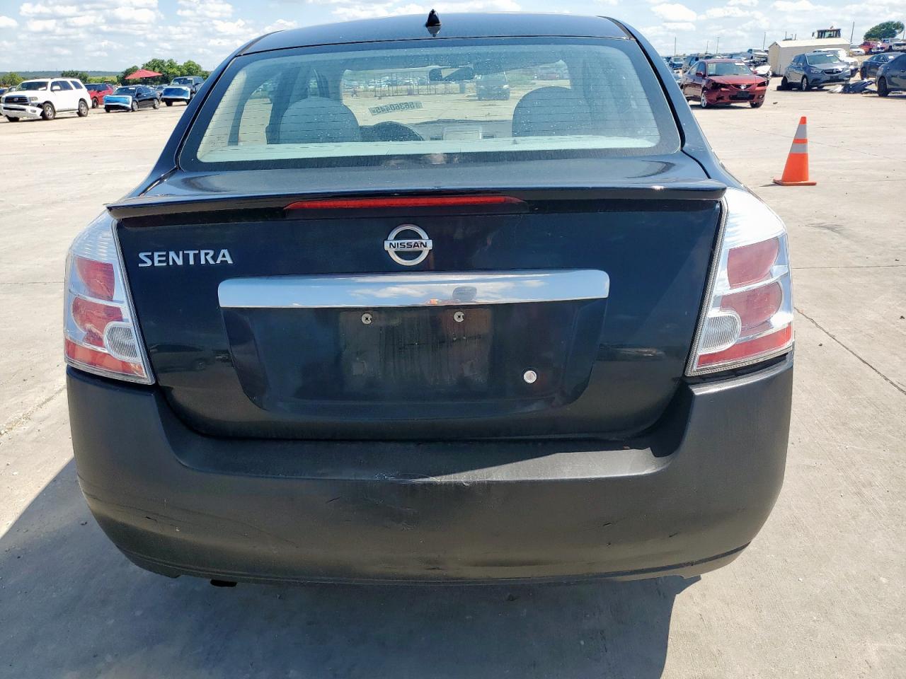 2011 Nissan Sentra 2.0 VIN: 3N1AB6AP5BL686090 Lot: 56360445
