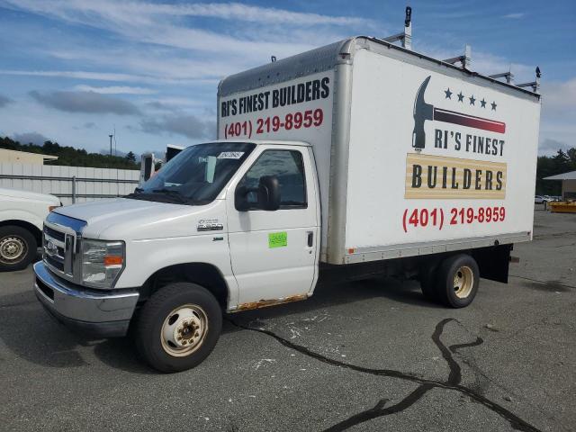 2011 Ford Econoline E350 Super Duty Cutaway Van
