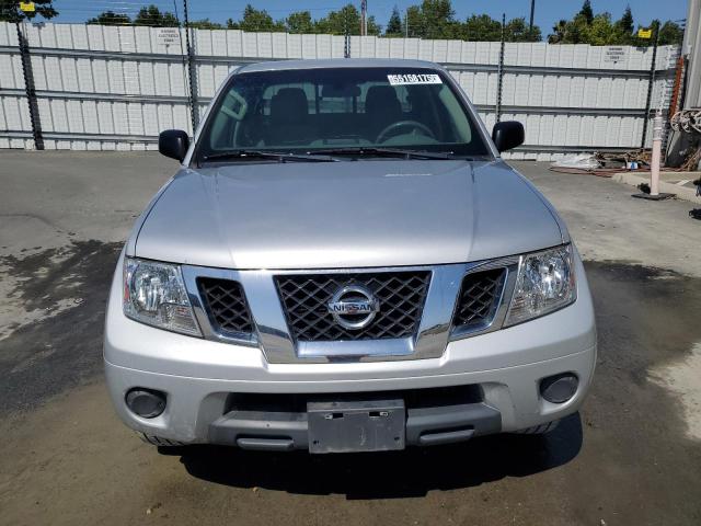  NISSAN FRONTIER 2019 Srebrny