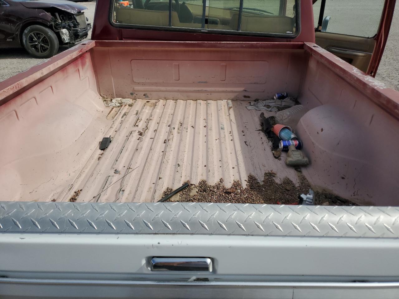 1989 Ford F150 VIN: 1FTDF15N2KLA39250 Lot: 56705355