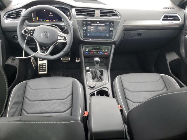  VOLKSWAGEN TIGUAN 2024 Чорний
