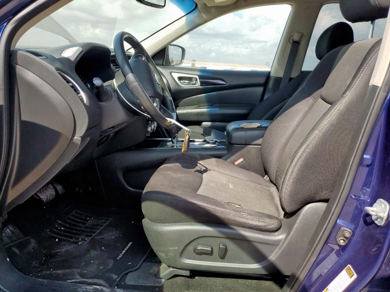 5N1DR2MM5JC653841 NISSAN PATHFINDER 2018