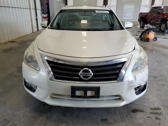 Sedans NISSAN ALTIMA 2015 Biały