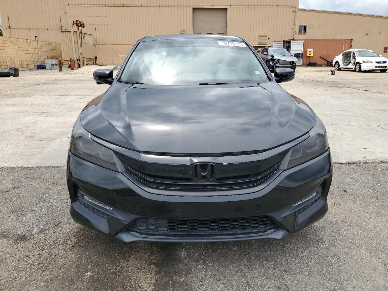 1HGCR2F8XHA132475 HONDA ACCORD 2017