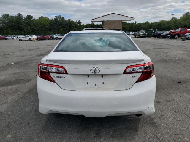  TOYOTA CAMRY 2012 Белый