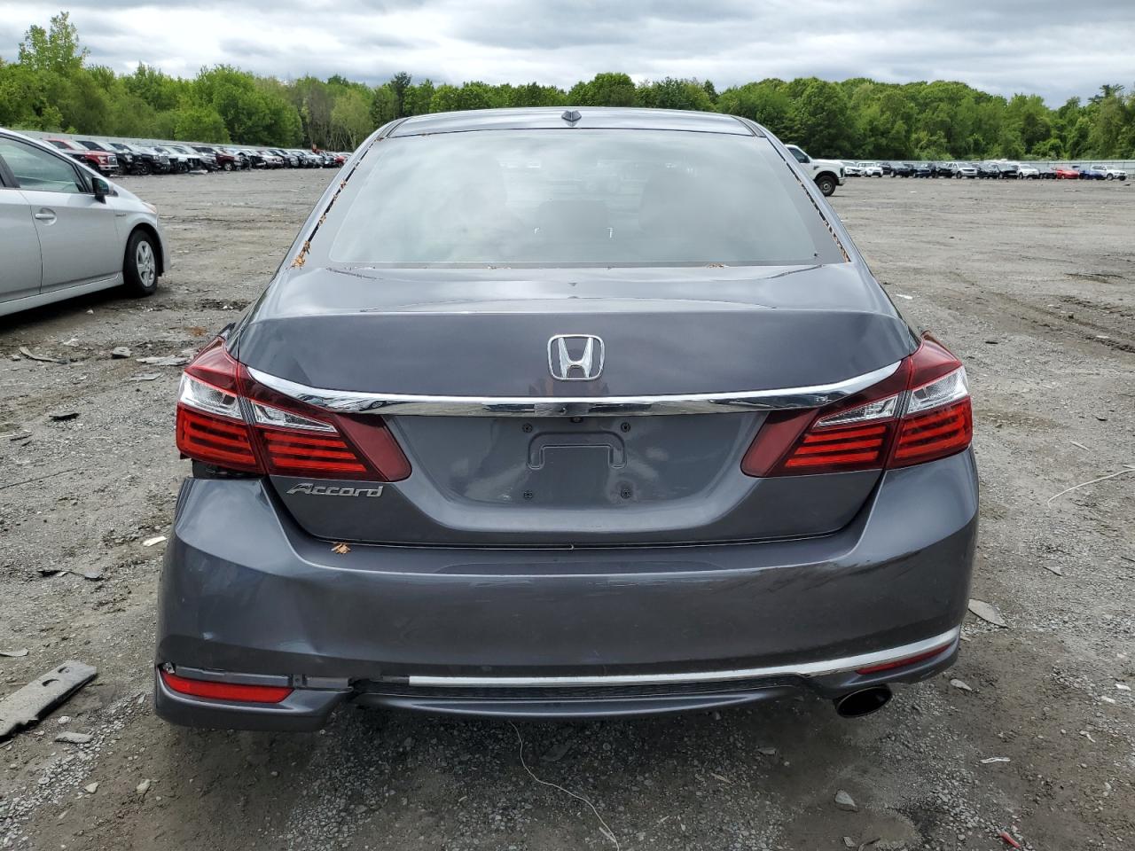 1HGCR2F80GA135531 HONDA ACCORD 2016