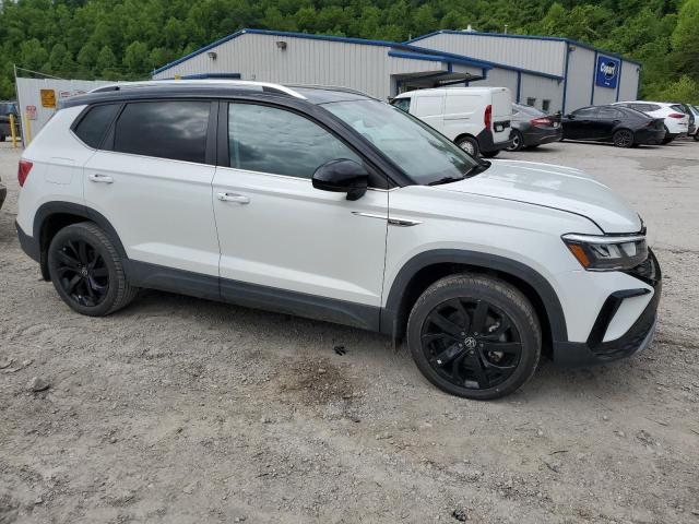  VOLKSWAGEN TAOS SE 2023 Белый