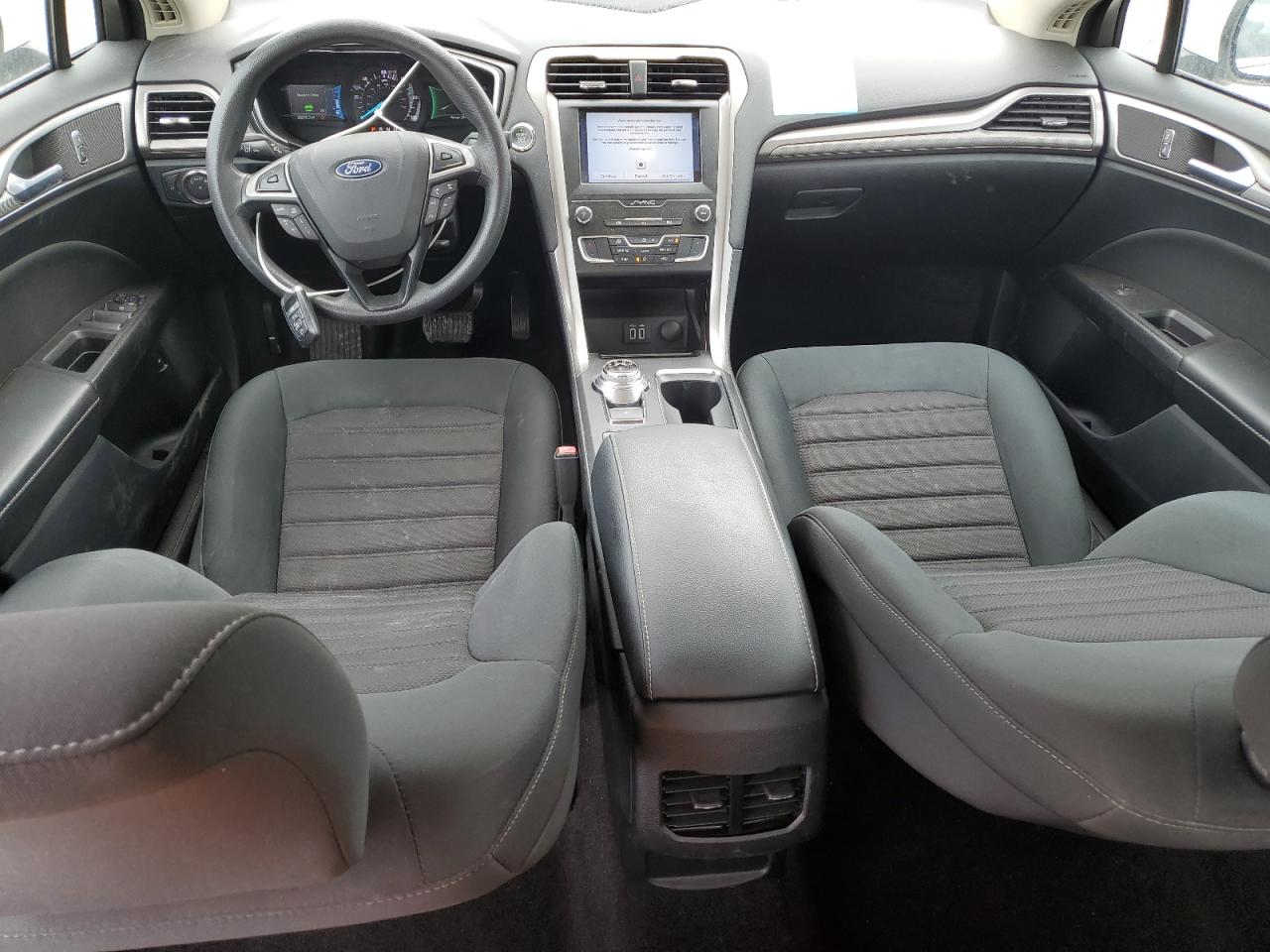 2019 Ford Fusion Se VIN: 3FA6P0LU6KR263963 Lot: 54023715