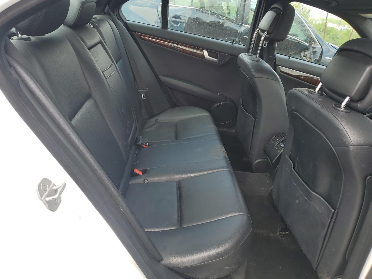 2013 Mercedes-Benz C 300 4Matic VIN: WDDGF8AB4DR276863 Lot: 56956455