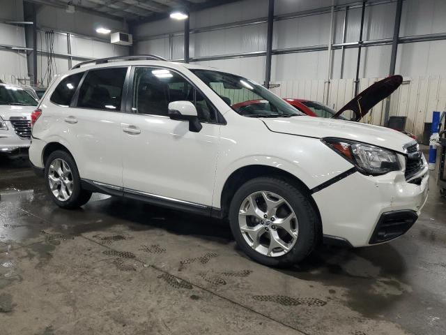  SUBARU FORESTER 2017 White