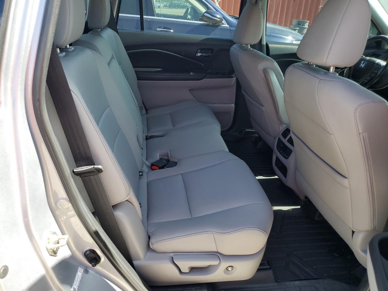 2016 Honda Pilot Exl VIN: 5FNYF5H56GB048130 Lot: 56874475