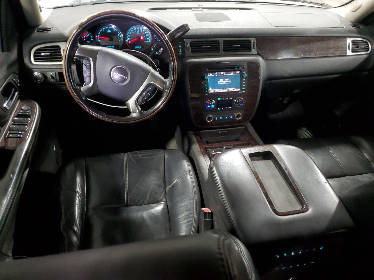 2007 GMC Yukon Denali VIN: 1GKFK638X7J151025 Lot: 57663755