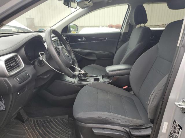 Паркетники KIA SORENTO 2016 Серебристый